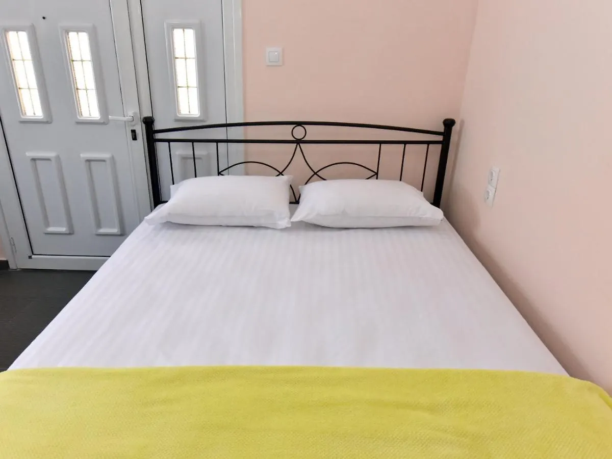 Apartment Elina Studios By Travelpro Services - Nea Flogita Halkidiki
